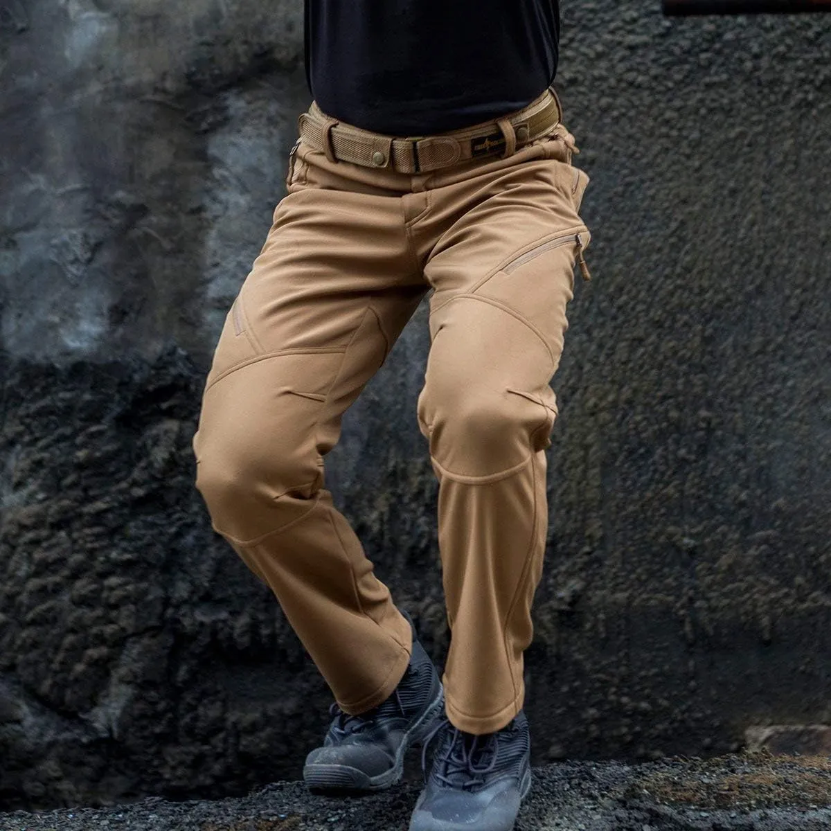 FREE SOLDIER Men's Fleece Lined Outdoor Cargo Hiking Pants Water Repellent Softshell Snow Ski Pants with Zipper Pockets