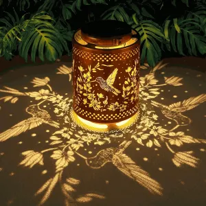 Hummingbird Solar Lanterns Garden Decor Birthday Gifts for Women Mon Grandma Metal Hanging Solar Lights Waterproof Outdoor Decoration for Outside LED Lanterns for Yard Patio Lawn Pathway Landscape