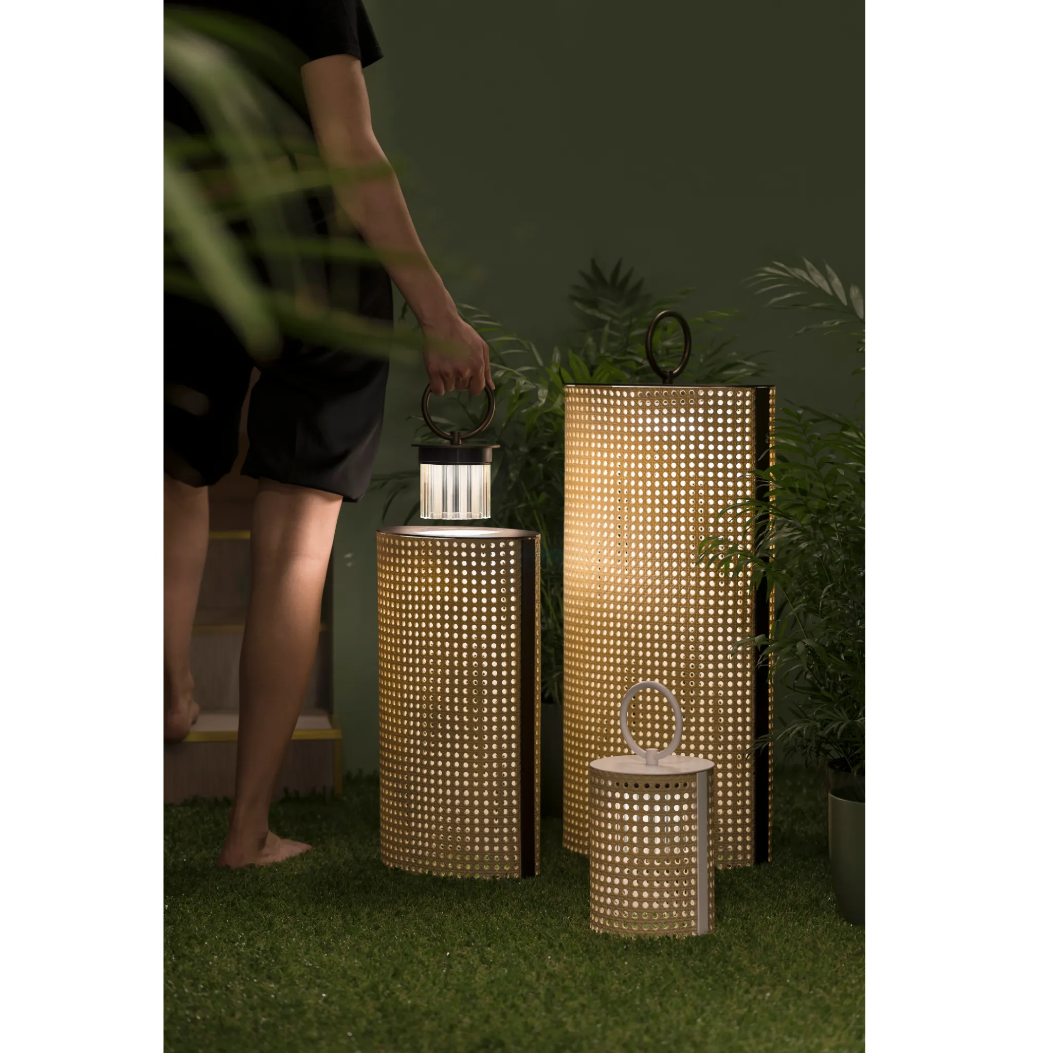 Lacquered Metal Outdoor Lantern | Contardi Clara