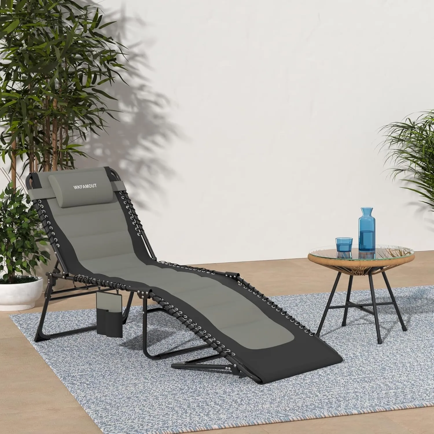 Outdoor Folding Lounge Chair Padded for Adults 330Ibs Patio Chaise Lounge Chair for Outside 5-Position Adjustable Reclining Beach Chair with Pillow Pocket