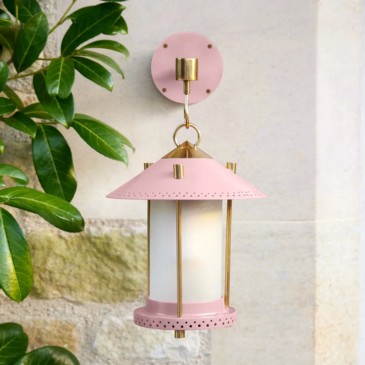 smaller Stefan cordless lantern in Blush by the Novogratz